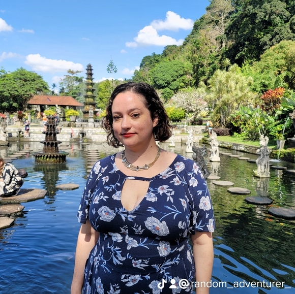 Meet your Posher, Michelle - Picture 4 of 6